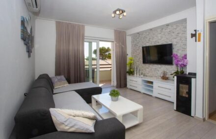 Apartment San Marino Makarska